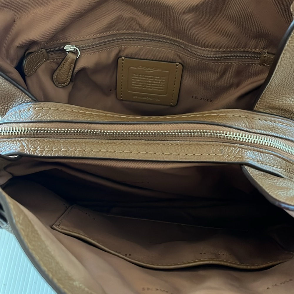Classic Coach Edie 31 Saddle Tan Leather Double Handled Shoulder Bag - Picture 7 of 16